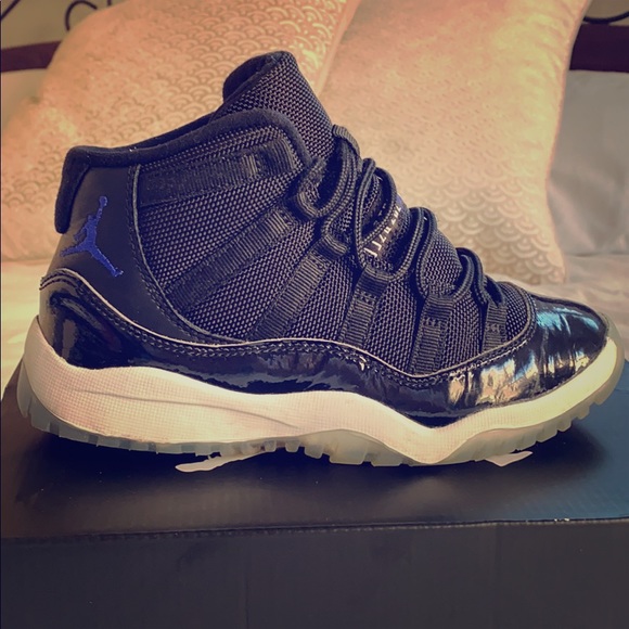 jordan retro 11 infant